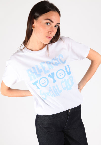 T-Shirt Donna "Allergic to you social club"